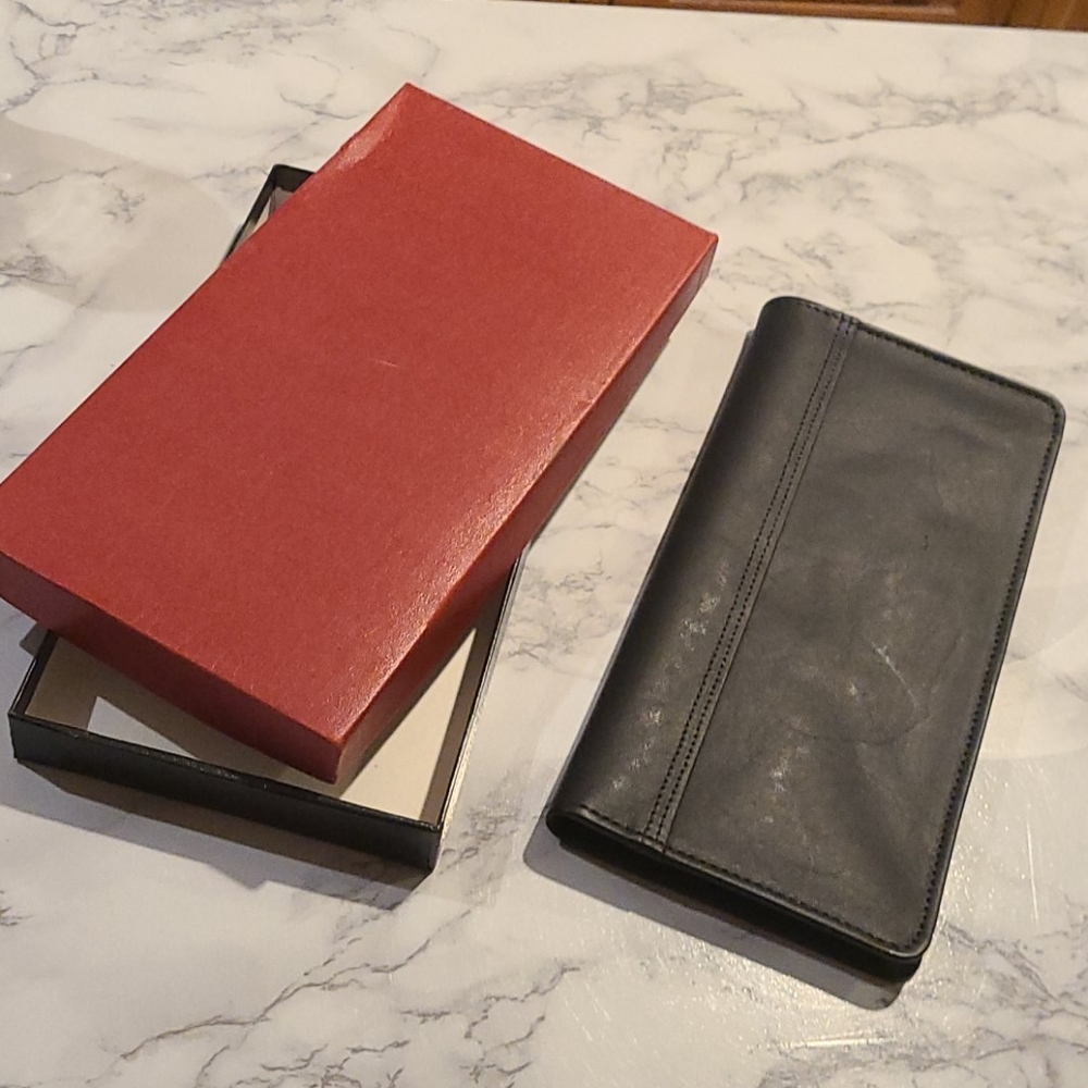 wallet handbag